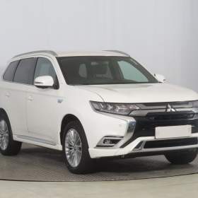 Mitsubishi Outlander 2.4 PHEV / 19555972