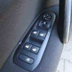 Foto inzerátu Peugeot 308 1.6 BlueHDi