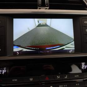 Foto inzerátu Jaguar F-Pace 20d AWD