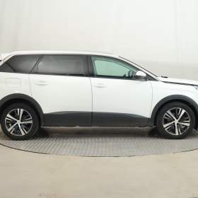 Foto inzerátu Peugeot 5008 1.5 BlueHDi