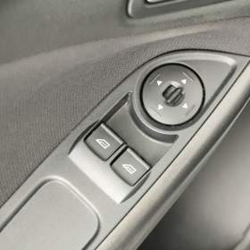 Foto inzerátu Ford Focus 1.6 i