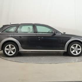Foto inzerátu Audi A4 Allroad 3.0 TDI