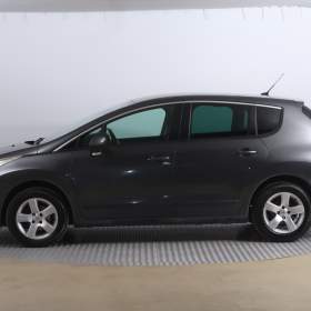 Foto inzerátu Peugeot 3008 1.6 HDi