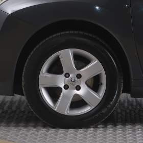 Foto inzerátu Peugeot 3008 1.6 HDi