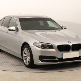 BMW Řada 5 525d xDrive / 19556771