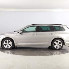 Foto inzerátu Volkswagen Passat 2.0 TDI