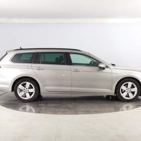 Foto inzerátu Volkswagen Passat 2.0 TDI