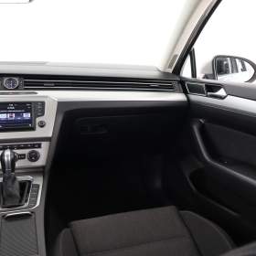 Foto inzerátu Volkswagen Passat 2.0 TDI