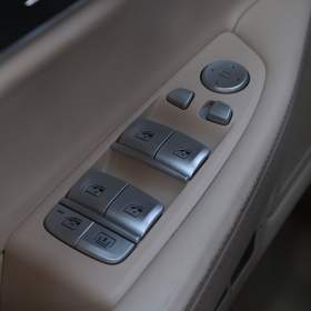 Foto inzerátu BMW Řada 7 740d xDrive