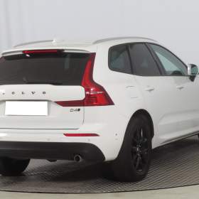 Foto inzerátu Volvo XC60 D4 AWD