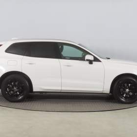Foto inzerátu Volvo XC60 D4 AWD