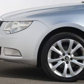 Foto inzerátu Škoda Superb 1.6 TDI