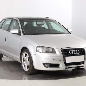 Audi A3 1.6 FSI / 19556910