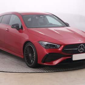 Mercedes- Benz CLA 180 / 19556944