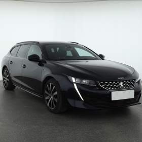 Foto inzerátu Peugeot 508 Hybrid 225