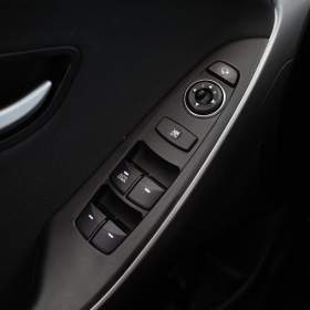 Foto inzerátu Hyundai i30 1.6 MPI