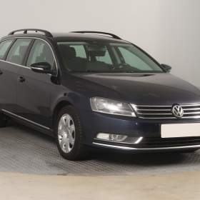 Volkswagen Passat 1.6 TDI / 19557308