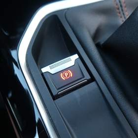 Foto inzerátu Peugeot 3008 1.2 PureTech