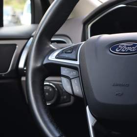 Foto inzerátu Ford Mondeo 2.0 Hybrid