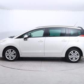 Foto inzerátu Peugeot 5008 2.0 HDI