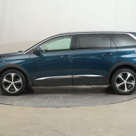 Foto inzerátu Peugeot 5008 PureTech 130