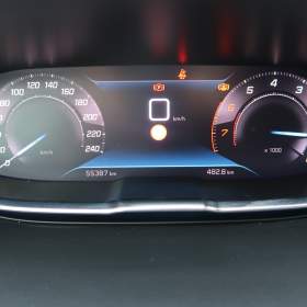 Foto inzerátu Peugeot 5008 PureTech 130