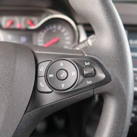 Foto inzerátu Opel Crossland 1.2