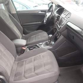 Foto inzerátu Volkswagen Tiguan 2.0 BiTDI