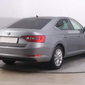 Foto inzerátu Škoda Superb 2.0 TDI