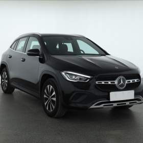 Mercedes- Benz GLA GLA 250 e / 19560426