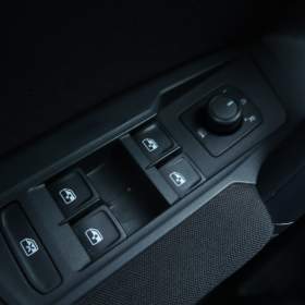 Foto inzerátu Volkswagen Tiguan 2.0 TDI