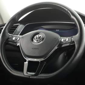 Foto inzerátu Volkswagen Tiguan Allspace 2.0 BiTDI