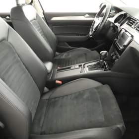 Foto inzerátu Volkswagen Passat 2.0 TDI