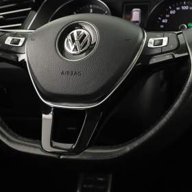 Foto inzerátu Volkswagen Passat 2.0 TDI