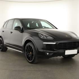 Porsche Cayenne Diesel / 19560576
