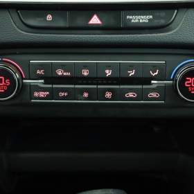 Foto inzerátu Kia Ceed 1.6 GDI plug-in