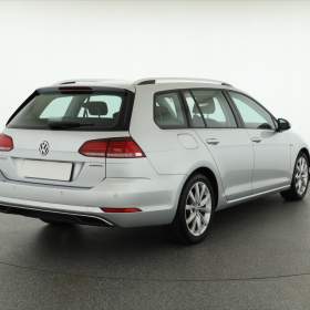 Foto inzerátu Volkswagen Golf 1.5 TSI