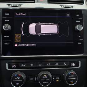 Foto inzerátu Volkswagen Golf 1.5 TSI