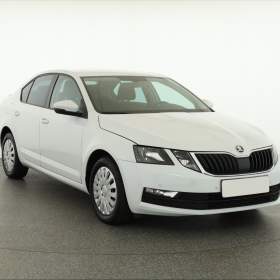 Škoda Octavia 1.0 TSI / 19561026