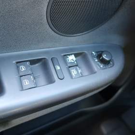 Foto inzerátu Volkswagen Golf 1.6 FSI