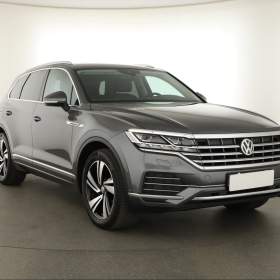 Volkswagen Touareg 3.0 TDI / 19561030