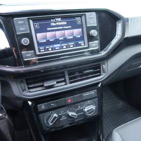 Foto inzerátu Volkswagen T-Cross 1.0 TSI