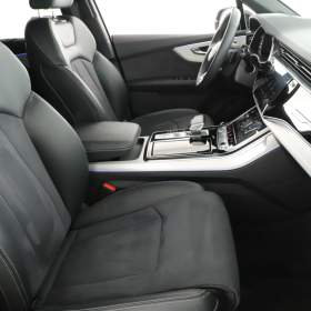 Foto inzerátu Audi Q7 50 TDI