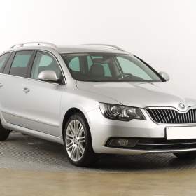 Škoda Superb 2.0 TDI / 19563132