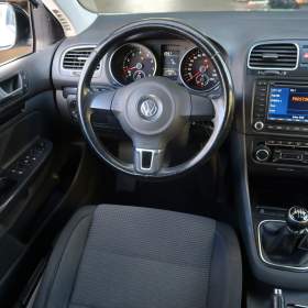 Foto inzerátu Volkswagen Golf 1.4 TSI