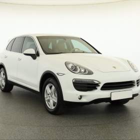 Porsche Cayenne S / 19563751