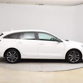 Foto inzerátu Hyundai i30 1.5 T-GDI MHEV