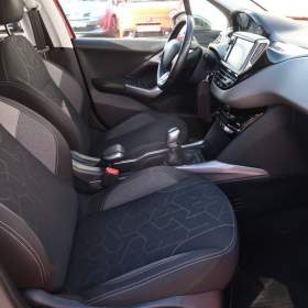 Foto inzerátu Peugeot 2008 1.2 PureTech