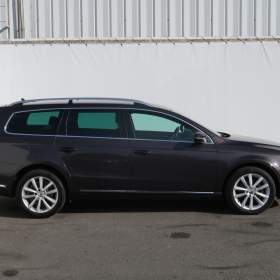 Foto inzerátu Volkswagen Passat 2.0 TDI