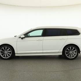 Foto inzerátu Volkswagen Passat 2.0 TDI